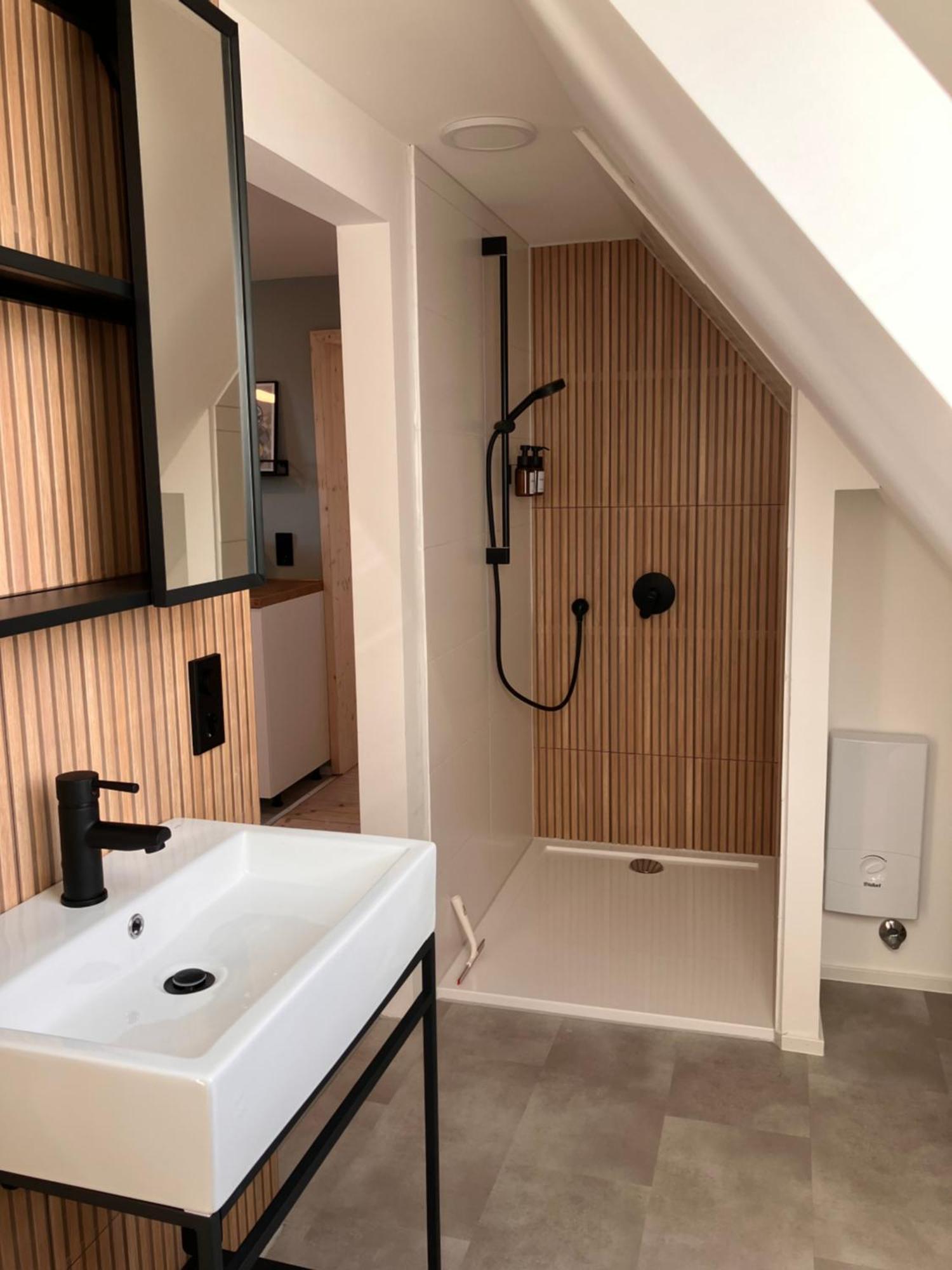 Ferienwohnung Weitblick Bad Schussenried Bagian luar foto